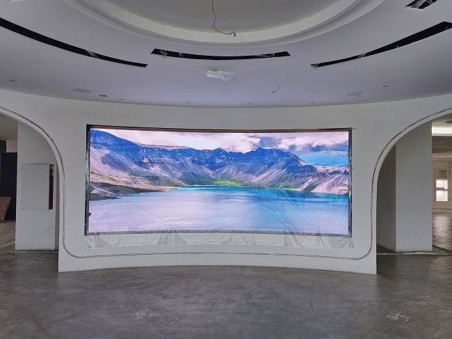 華邦瀛賦能四川興坤社區(qū)，智慧展廳解決方案全展示